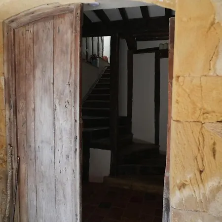 Charming 3 Bed With 2 Bath House In Medieval Village 別荘