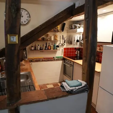 Charming 3 Bed With 2 Bath House In Medieval Village