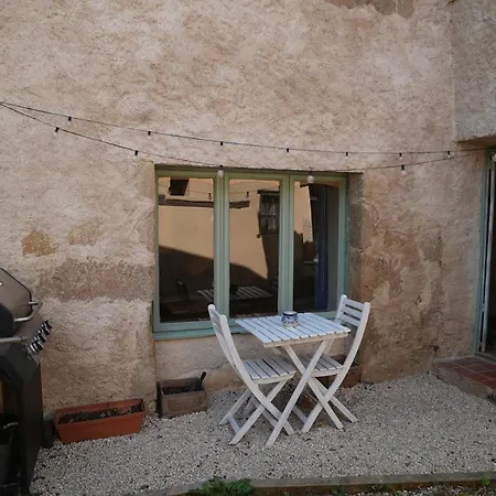 Charming 3 Bed With 2 Bath House In Medieval Village Casa de Férias Tillac