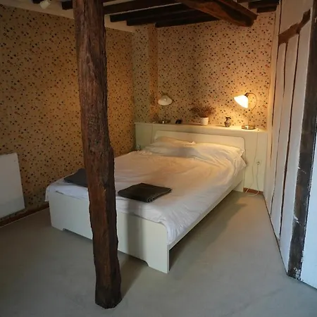 Charming 3 Bed With 2 Bath House In Medieval Village