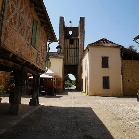 別荘 Charming 3 Bed With 2 Bath House In Medieval Village Tillac