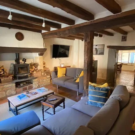 Charming 3 Bed With 2 Bath House In Medieval Village 別荘 *